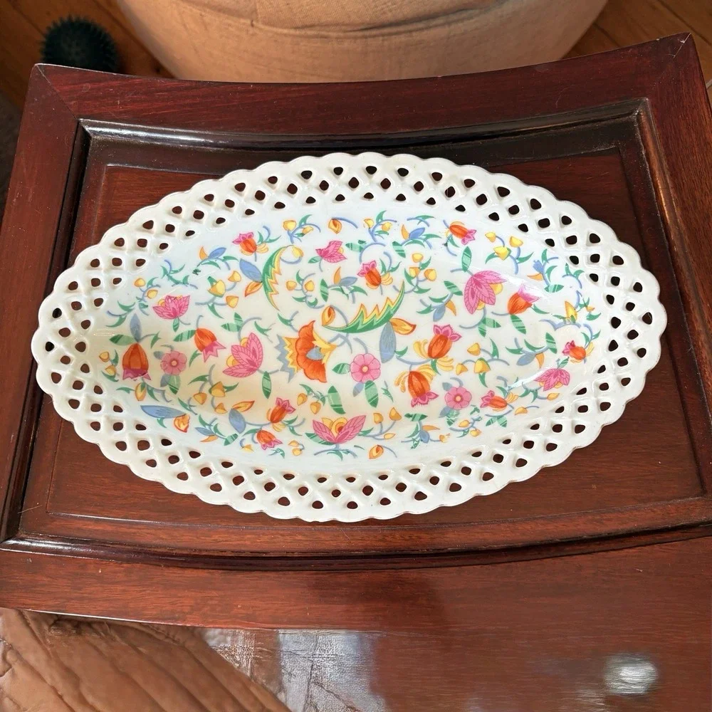 Vintage Retriculated Lace Rim Oval Dish Bright Happy Flowers 10